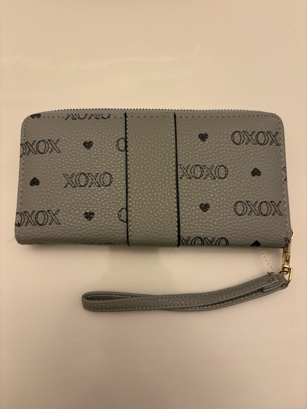 XOXO Grey Monogram Wristlet Wallet Zip Around NWOT - Picture 3 of 5